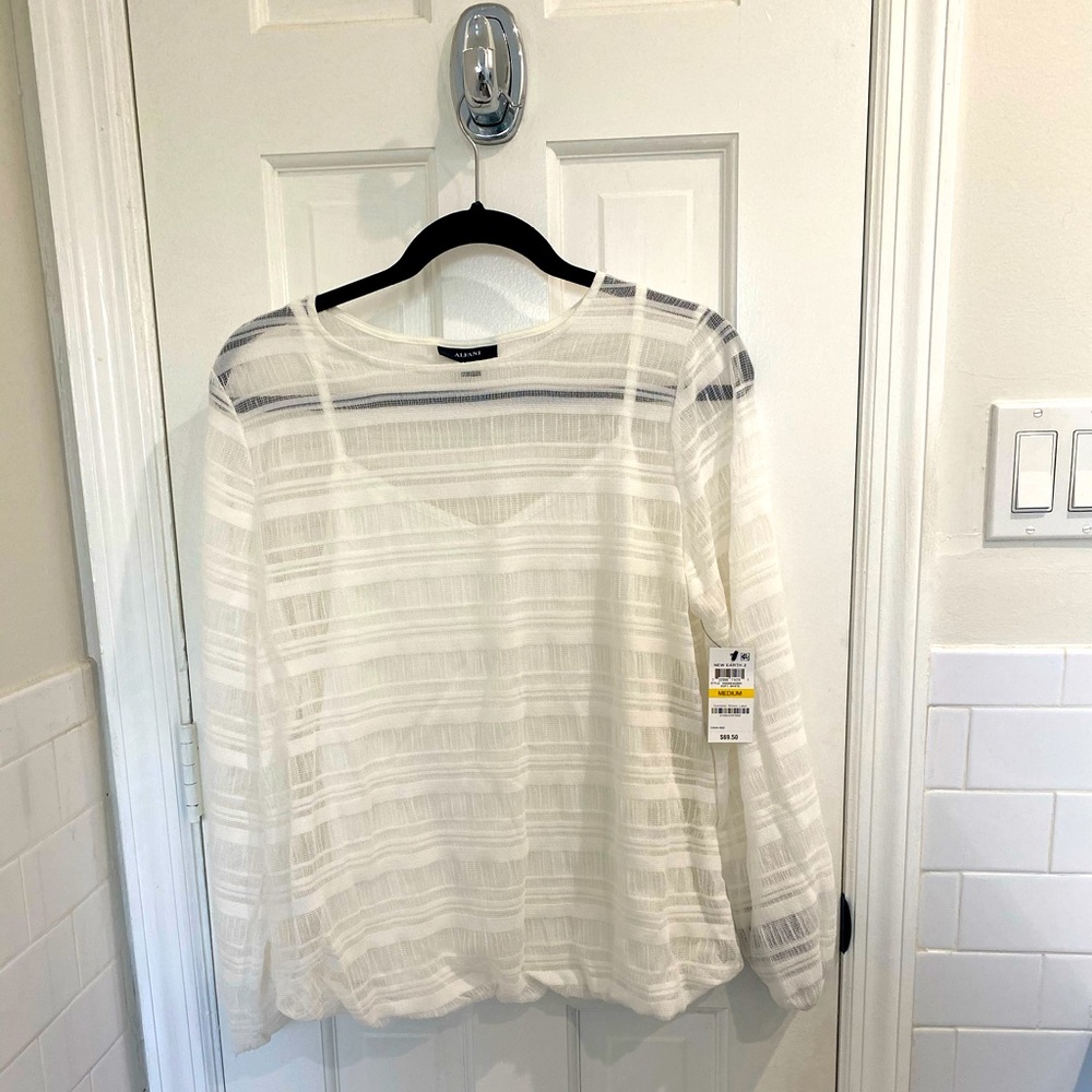 Brand new Alfani Blouse